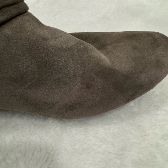 Me Too Tabitha Grey Bootie Size 8.5 - Picture 7 of 9